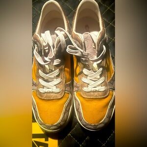 Coach Tennis Shoes Size 8.5B New